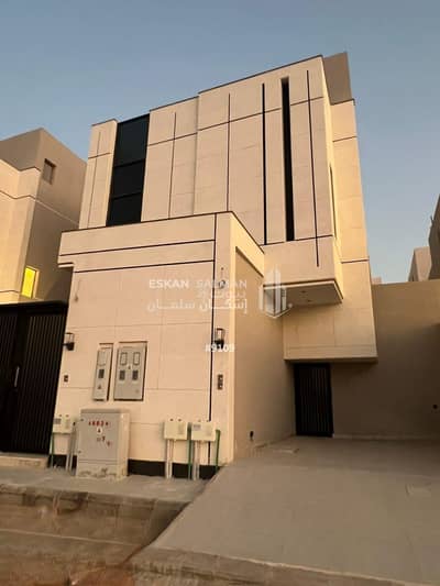 5 Bedroom Floor for Sale in East Riyadh, Riyadh - Role - Riyadh - Al Ramal District