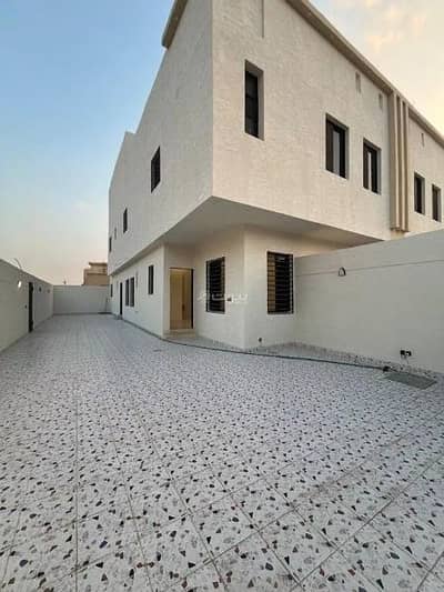 5 Bedroom Floor for Sale in West Riyadh, Riyadh - Floor for Sale in Sultanah, West Riyadh