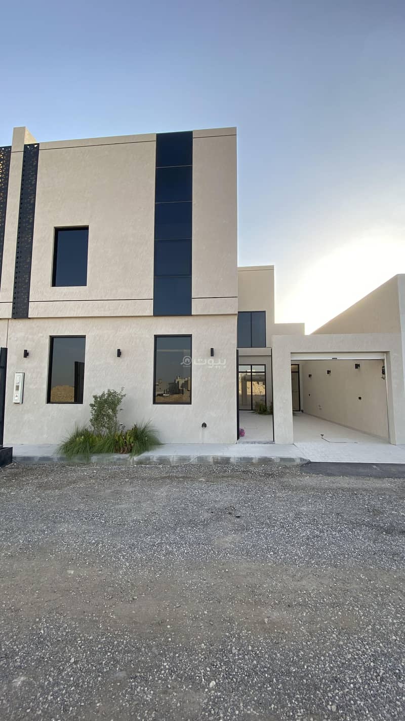 Villa in West Riyadh，Al Mahdiyah 5 bedrooms 2200000 SAR - 87592272