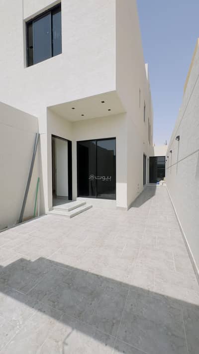 3 Bedroom Floor for Sale in East Riyadh, Riyadh - Floor for Sale in Qurtubah, East Riyadh