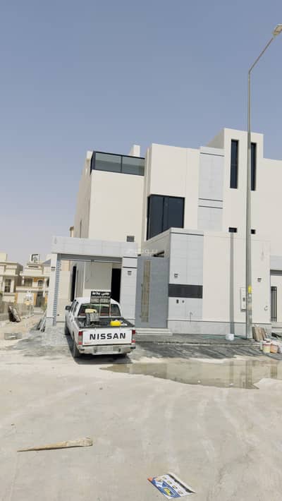 6 Bedroom Villa for Sale in East Riyadh, Riyadh - Duplex Villa for sale in Qurtubah, East Riyadh