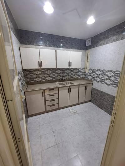 فلیٹ 3 غرف نوم للايجار في وسط الرياض، الرياض - 3 Bedroom Apartment For Rent Al Dhubbat, Riyadh