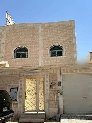 8 Bedroom Villa for Rent in East Riyadh, Riyadh - 🌟 Great opportunity for rent: Villa duplex with multiple features!