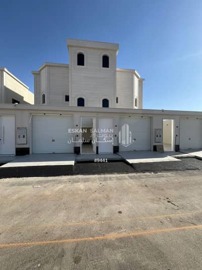 8 Bedroom Villa for Sale in Al Manar, Unayzah - Villa - Unaizah - Al Manara (Eastern Region)