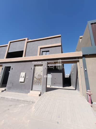 5 Bedroom Floor for Sale in South Riyadh, Riyadh - Badr (wide) - Riyadh - Dwor