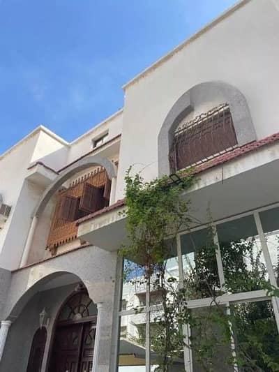 9 Bedroom Villa for Sale in North Jeddah, Jeddah - Villa for sale in Al Bawadi, North Jeddah