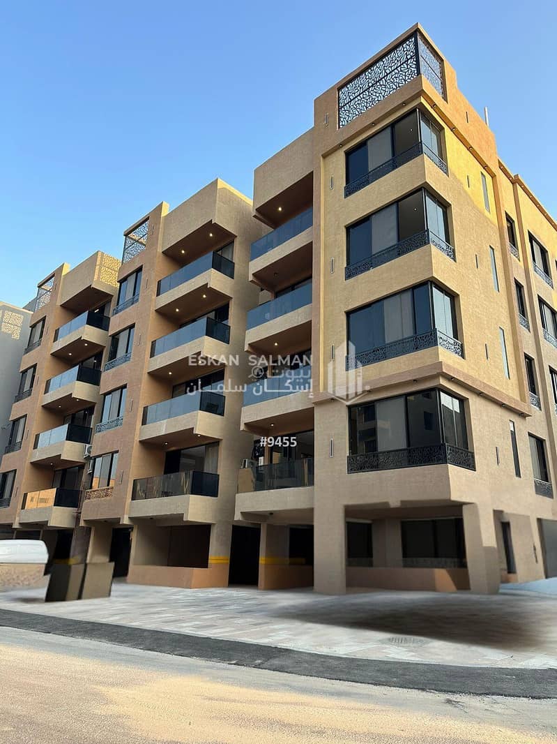 Apartment For Sale in Al Hamra, Al Khobar