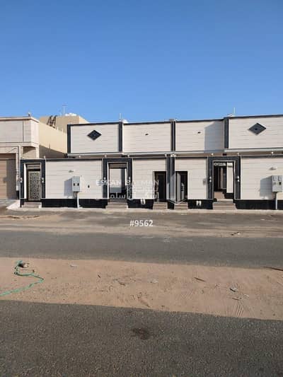 5 Bedroom Floor for Sale in North Jeddah, Jeddah - Role - Grandma - Riyadh