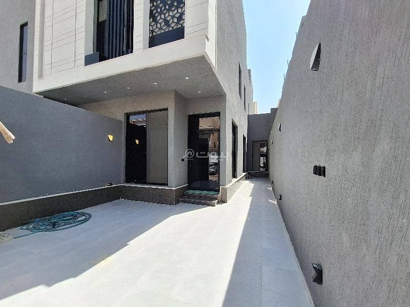 Floor in East Riyadh，Al Qadisiyah 3 bedrooms 1250000 SAR - 87593489