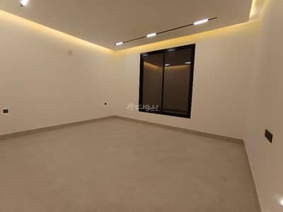 3 Bedroom Floor for Sale in East Riyadh, Riyadh - Upper townhouse