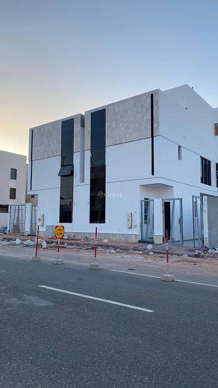 Villa for sale in Al Mahdiyah, Riyadh