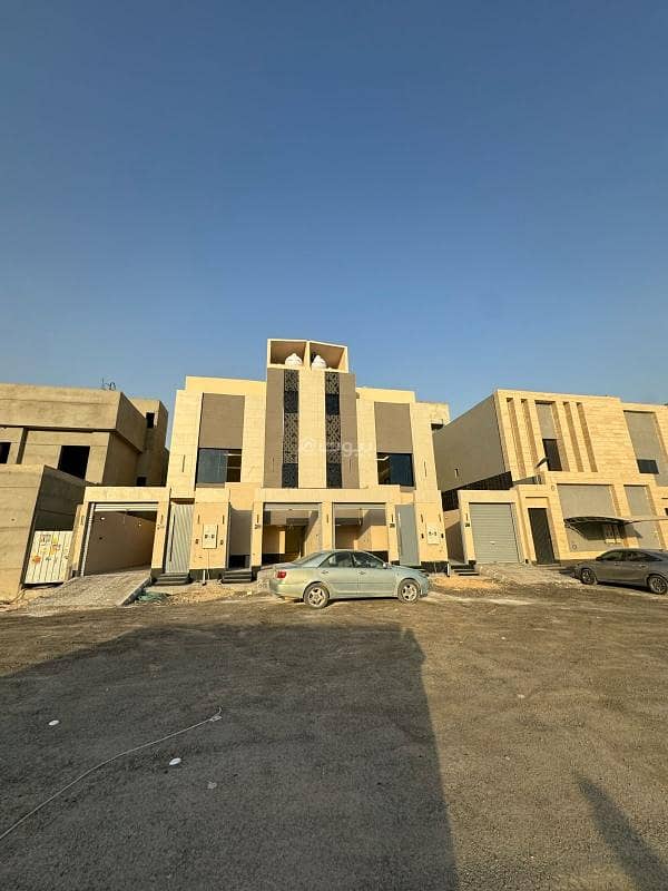 Floor for sale in  Shubra, West Riyadh