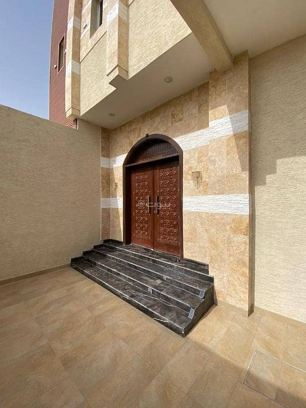 Villa For Sale in Obhur Al Shamaliyah, North Jeddah