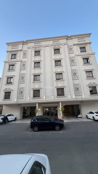 4 Bedroom Apartment for Rent in North Jeddah, Jeddah - Luxurious new apartment for rent, never been inhabited before