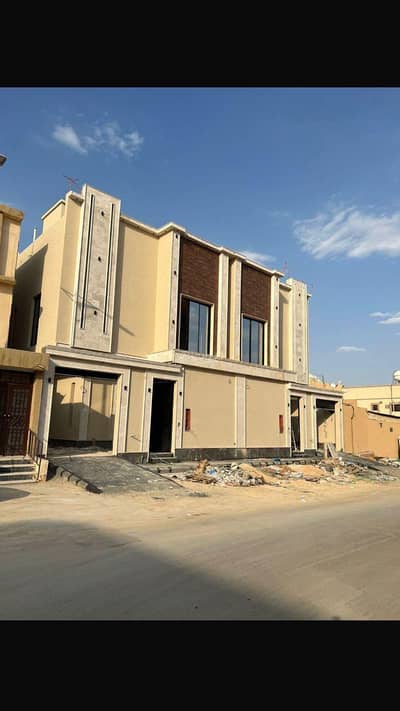 8 Bedroom Villa for Sale in West Riyadh, Riyadh - Villa in West Riyadh，Tuwaiq 8 bedrooms 1200000 SAR - 87594425