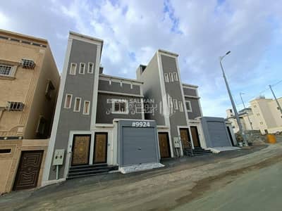 8 Bedroom Villa for Sale in Nishwan, Khamis Mushait - Villa Roof - Khamis Mushait - Nashwan District (West of Wadi Ben Hashbal Road Plan Number One)