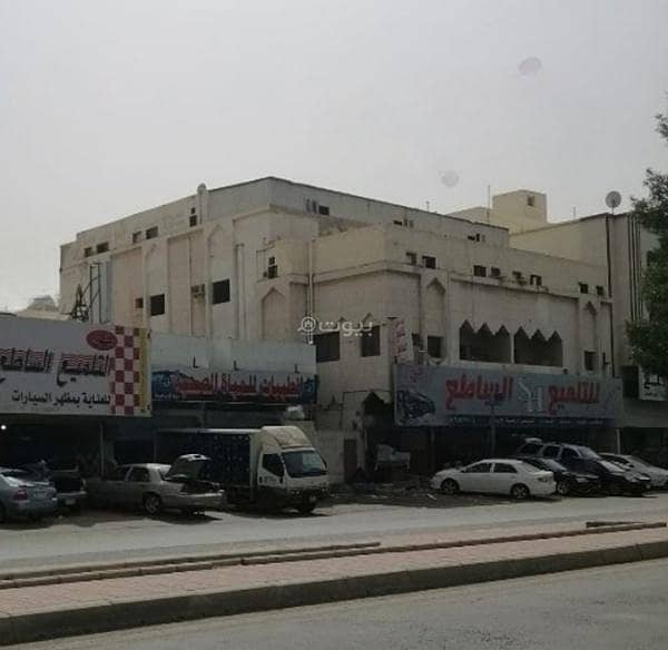 Commercial Building for Sale in Al Nuzhah, North Jeddah