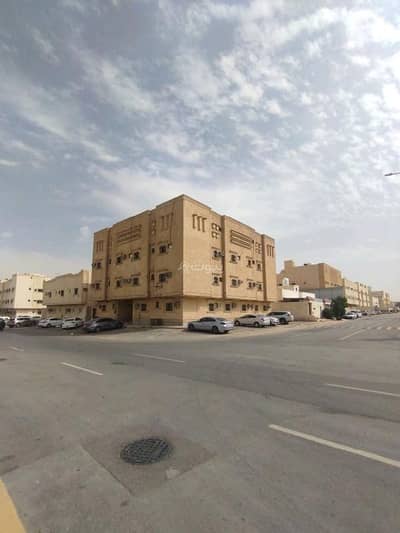 11 Bedroom Residential Building for Sale in East Riyadh, Riyadh - Residential building with two streets for sale in Granada, Riyadh