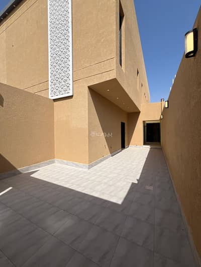 دور 4 غرف نوم للبيع في جنوب الرياض، الرياض - 🏠✨ فرصة لا تُعوض - فيلا دوبلكس مفصولة للبيع في حي عكاظ - مخطط العجلان ✨🏠