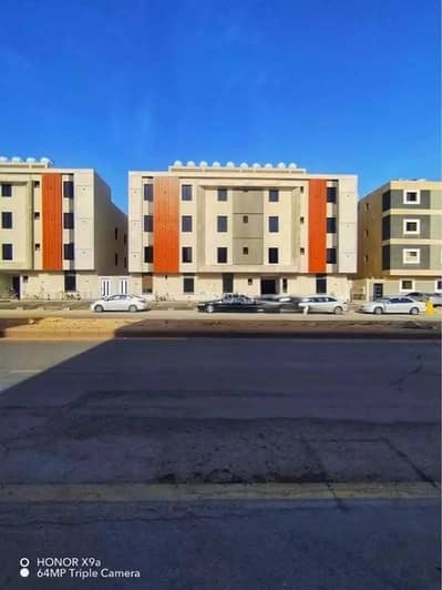 5 Bedroom Flat for Sale in West Riyadh, Riyadh - Apartment for Sale in Alawali, West riyadh