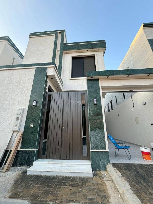 Duplex Villa for Sale in Al Rimal, East Riyadh