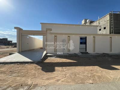 5 Bedroom Floor for Sale in Dahiyat AI Iskan, Taif - Floor for Sale in Dahiyat Al Iskan, Taif