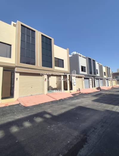 4 Bedroom Apartment for Sale in South Riyadh, Riyadh - Townhouse apartment - Riyadh - Badr District