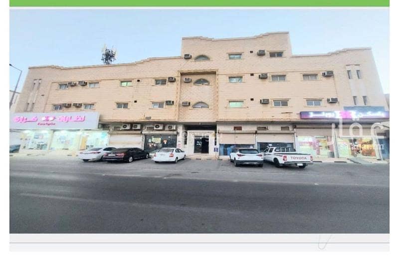 Residential-commercial building on King Abdullah Road