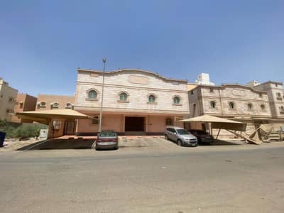 11 Bedroom Residential Building for Sale in North Jeddah, Jeddah - Residential building for sale in Al Hamdaniyah, North Jeddah