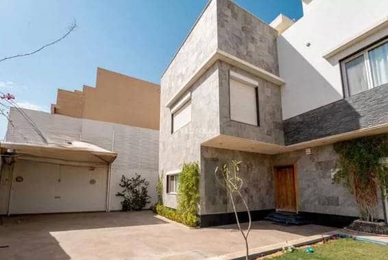 35 Bedroom Villa For Sale in Manarah, Riyadh