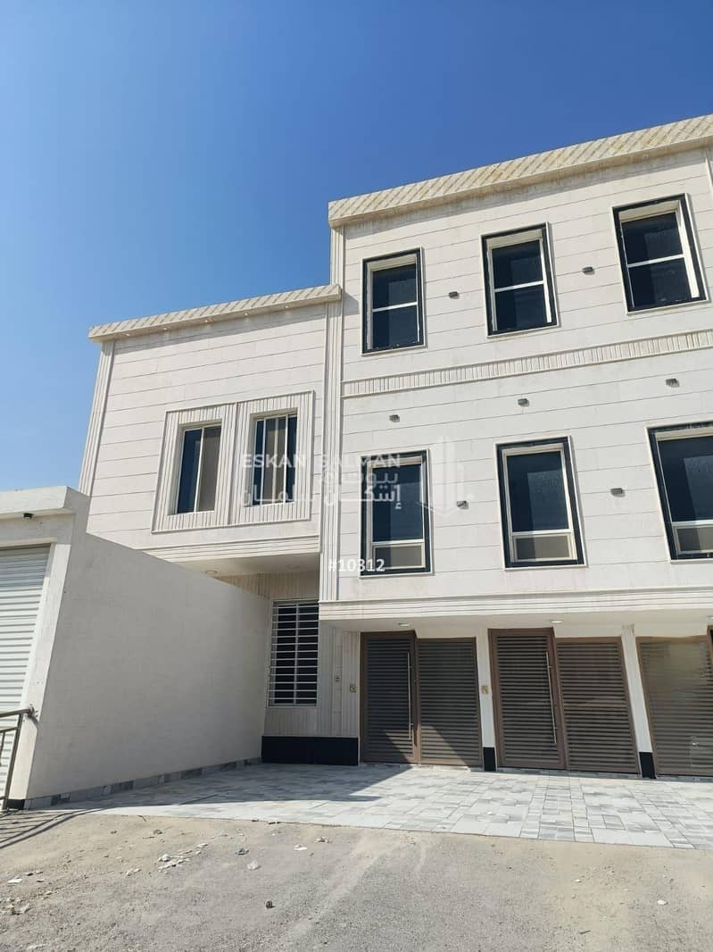 Apartment for Sale in Ishbiliyah, Al Jubail