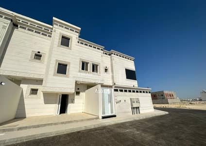 5 Bedroom Apartment for Sale in Ghirnatah, Al Jubail - Apartment - Al Jubail - Hamra neighborhood (Al Aziziyah)