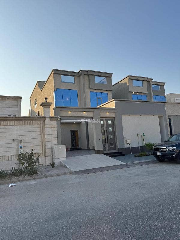 Villa for sale in Sheraa neighborhood, super finishing with all services and close to King Fahd Road