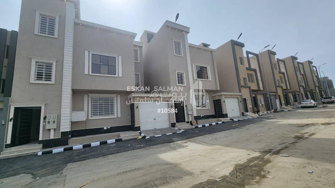 Villa roof - Khamis Mushait - Al Dharfah neighborhood