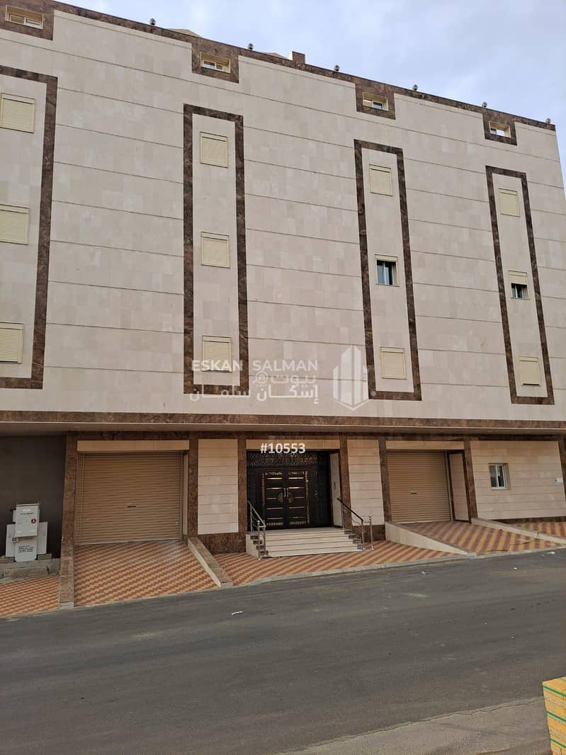 Roof apartment for sale in Al Nwwariyah, Makkah