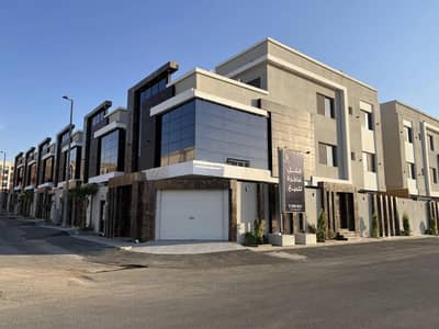 11 Bedroom Villa for Sale in North Jeddah, Jeddah - Villa for sale in Al Sawari, north Jeddah