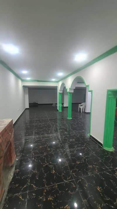 6 Bedroom Villa for Rent in Central Riyadh, Riyadh - Semi-new upper floor in Al Nahda neighborhood.