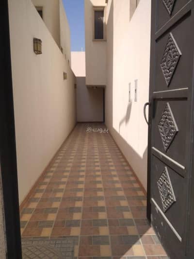 4 Bedroom Villa for Rent in North Riyadh, Riyadh - Large villa for rent in Al Sahafa, north Riyadh