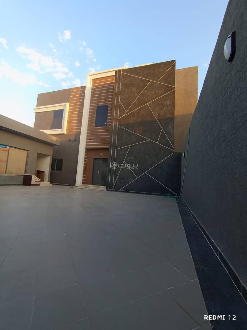 8 Bedroom Villa For Sale in Tuwaiq, Riyadh