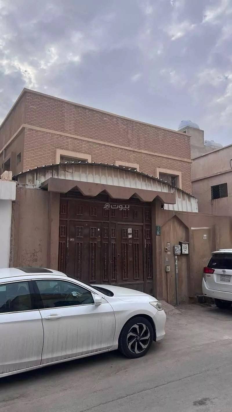 A house for rent on Tameem bin Abi Bakr Street, Al Naseem Al Gharbi district, Riyadh city, Riyadh region