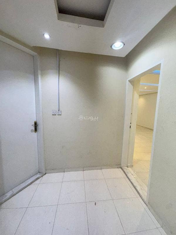 Apartment in West Riyadh，Dhahrat Laban 4 bedrooms 40000 SAR - 87602382