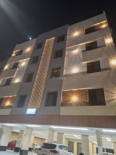 3 Bedroom Apartment for Sale in Central Jeddah, Jeddah - For sale luxury front 3 rooms apartment, two entrances immediate from the owner directly