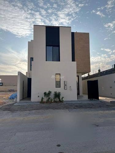 Villa for sale in Al-Mahdiyah, Riyadh