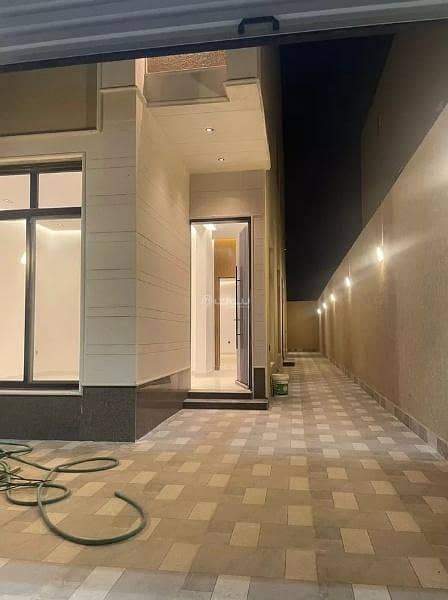 Floor for Sale in Al Rimal, East Riyadh