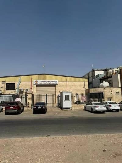 Warehouse for Rent in East Riyadh, Riyadh - Warehouse for rent in Al Sulay, east Riyadh