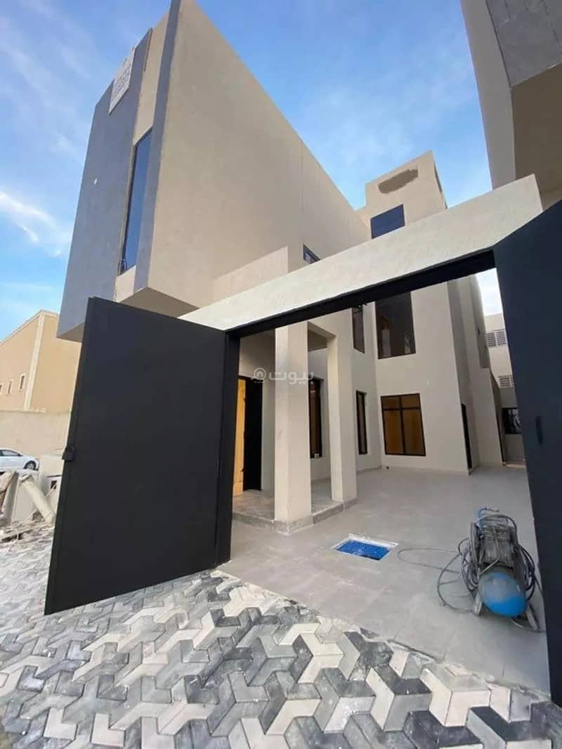 Villa for Sale in Al Mahdiyah, West Riyadh