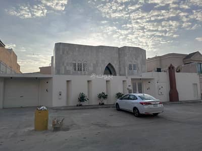 5 Bedroom Villa for Rent in West Riyadh, Riyadh - Villa in north Riyadh Alraed