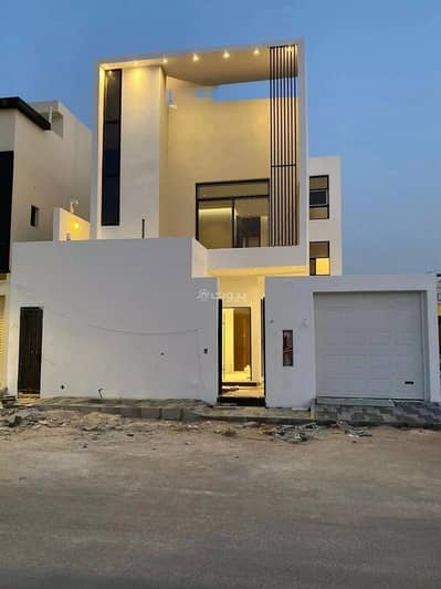 7 Bedroom Villa for Sale in West Riyadh, Riyadh - Villa for sale in Al Mahdiyah, west Riyadh