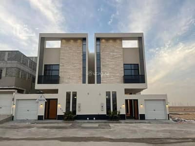 7 Bedroom Villa for Sale in West Riyadh, Riyadh - Villa for sale in Al Mahdiyah, west  Riyadh