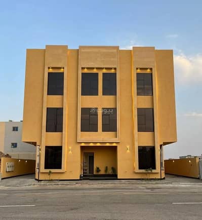 Building for Sale in West Riyadh, Riyadh - Building for sale in Al Mahdiyah, west Riyadh